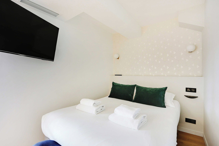 Room 4, Apartment for 6 People in Paris, Paris