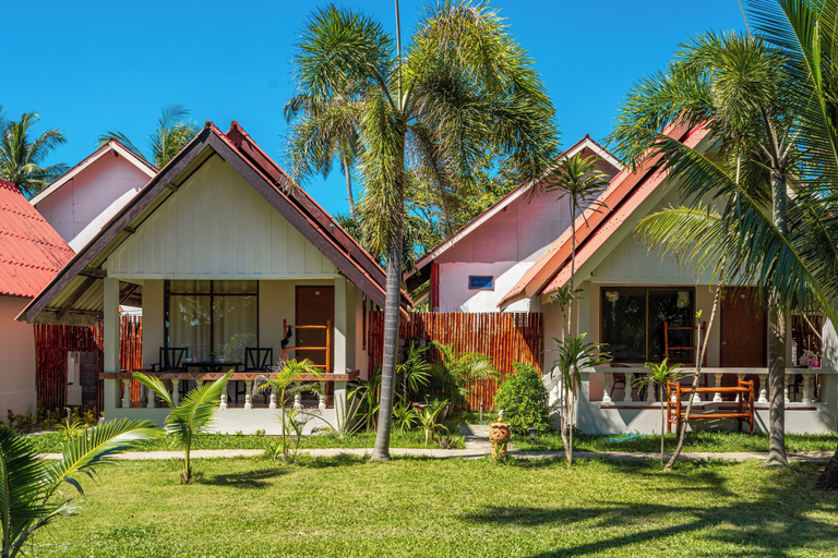 Exterior & Views 2, Lanta Beachfront Resort, Ko Lanta