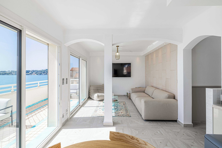 Living area 2, Sublime Appt - 2bd/4p - Terrace sea View - Antibes, Alpes-Maritimes