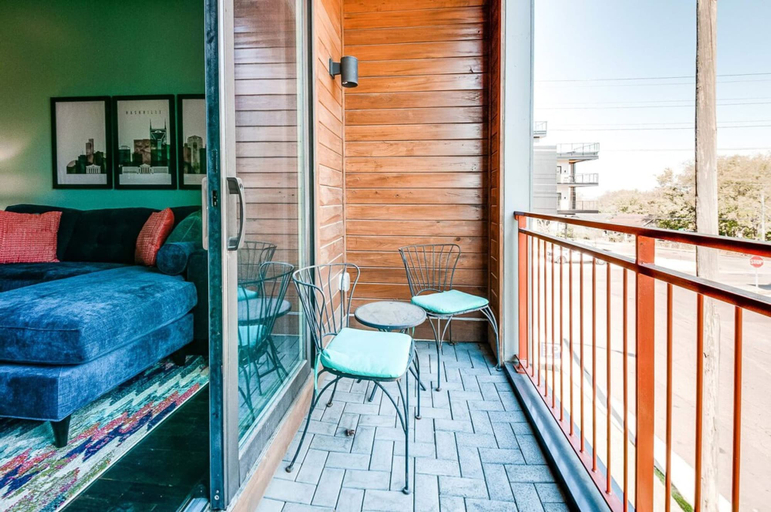 Room 5, Game Room and Skydeck - Book Today, Davidson
