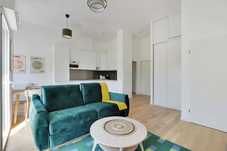 Private kitchen 3, Modern Apartment-1bd/4p-pmr-nogent-sur-marne, Val-de-Marne