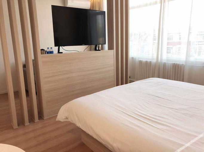 Bedroom 2, HanTing Hotel (Beijing Jiugong), Beijing