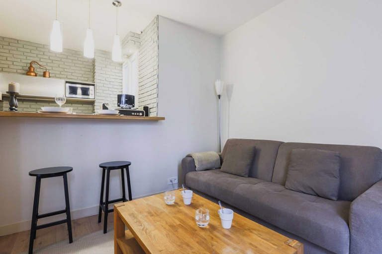 Private kitchen 3, Modern Flat - 1bd/4p - Parc Monceau, Paris