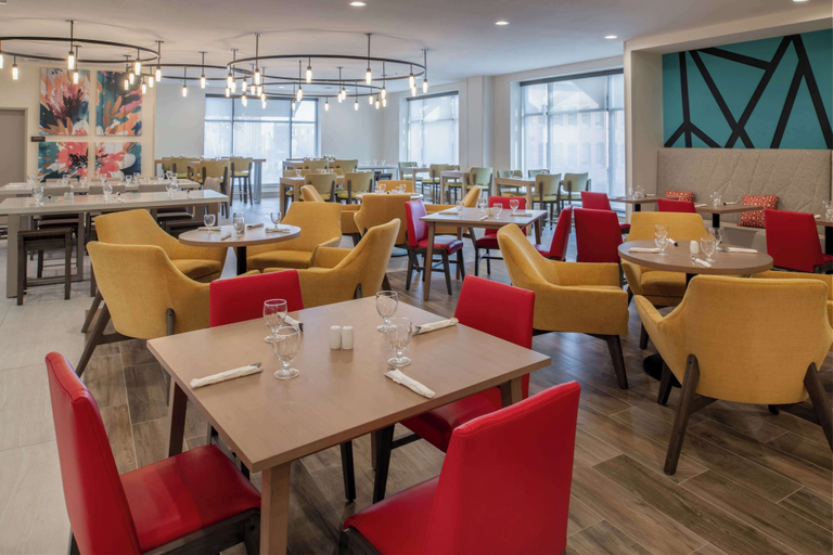 Food & Drinks 5, Hilton Garden Inn Tacoma Downtown, Pierce