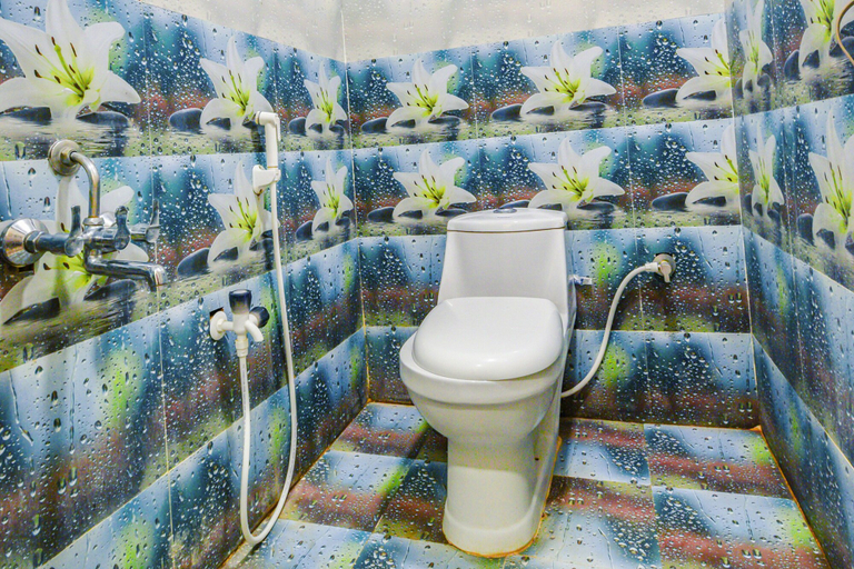 Bathroom 3, Fabhotel Yogeshwara Grand, Ranga Reddy