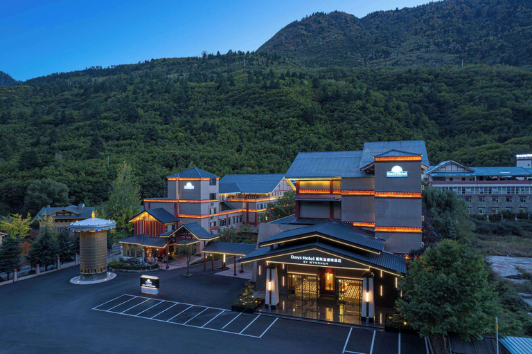 Exterior & Views 2, Days Hotel By Wyndham Aba Jiuzhaigou, Ngawa Tibetan and Qiang