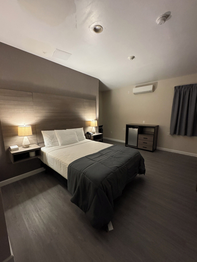 Bedroom 4, Dream Hotel Bronx, Westchester
