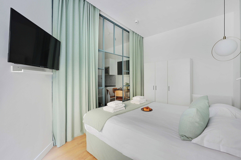 Bedroom 5, Charming Apartment in Marais With 1 Room, Paris