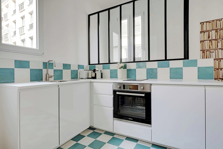 Private kitchen, Intimate Apartment - 1br/4p - Saint-lambert, Paris