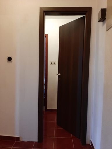 Others 2, Rooms N&M, Baška Voda