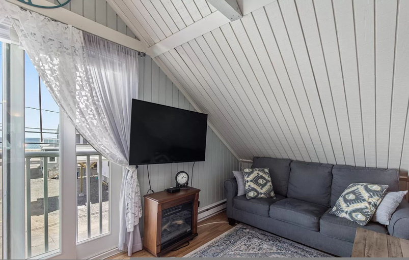 Room 5, Private Condo w Ocean Views Next to Beach, Rockingham