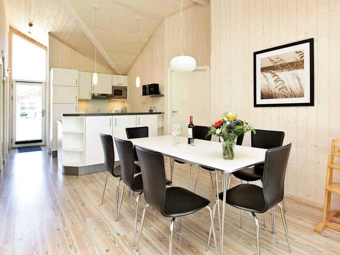 Others 5, Holiday Home With Central Heating, Ostholstein