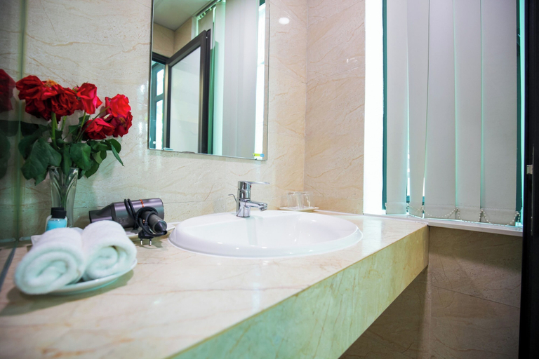 Bathroom 4, Hanoi Shining House, Hoàn Kiếm