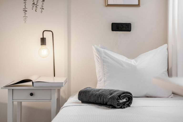 Bedroom 3, baraca boutique
