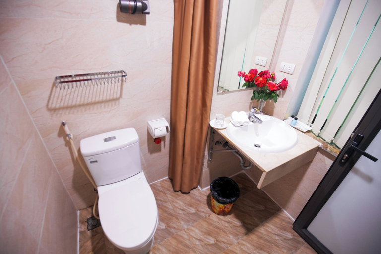 Bathroom 4, Hanoi Shining House, Hoàn Kiếm