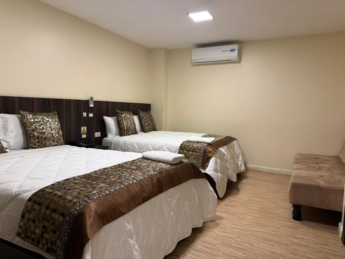 Bedroom 5, HOTEL OCEANIK, Manta
