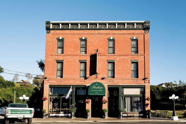 Exterior & Views 2, The Bishop Hotel, Jefferson