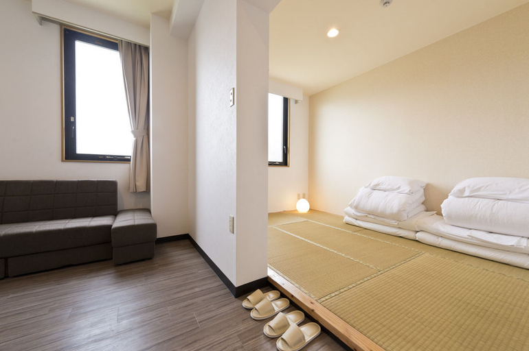 Bedroom 3, LOW COST RESORT MANZA BEACH, Onna
