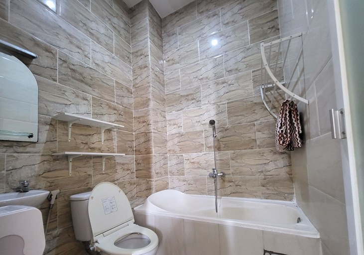 Bathroom 3, Koen Panorama by NamRoom, Jakarta Selatan