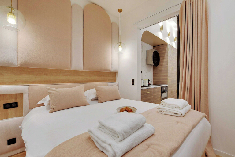 Others 5, Charming Apartment - 1br/4p - AC - Marais, Paris