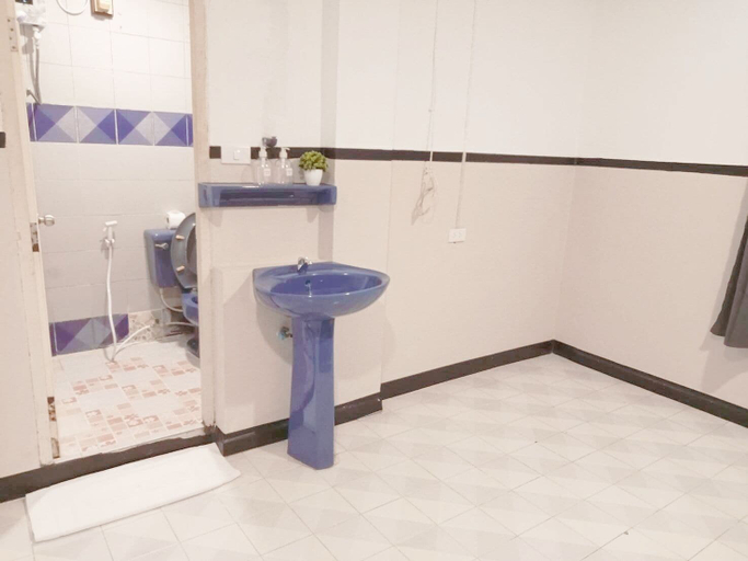 Bathroom 4, Mitr inn Phuket Old town, Pulau Phuket