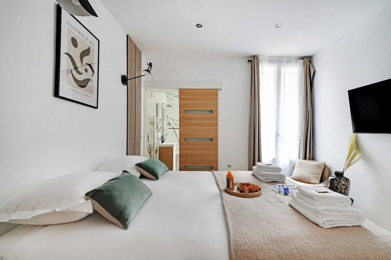 Room 3, Welcoming Apartment - 1br/4p - Sacra-ca\"ur, Paris