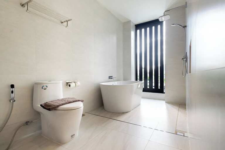 Bathroom 4, Good Nakhonsawan Hotel, Muang Nakhon Sawan
