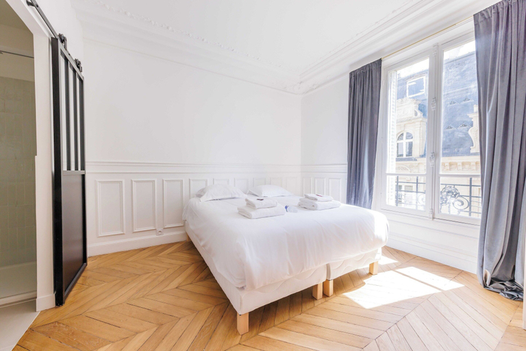 Bedroom 2, Chic and Welcoming Apartment, Hauts-de-Seine
