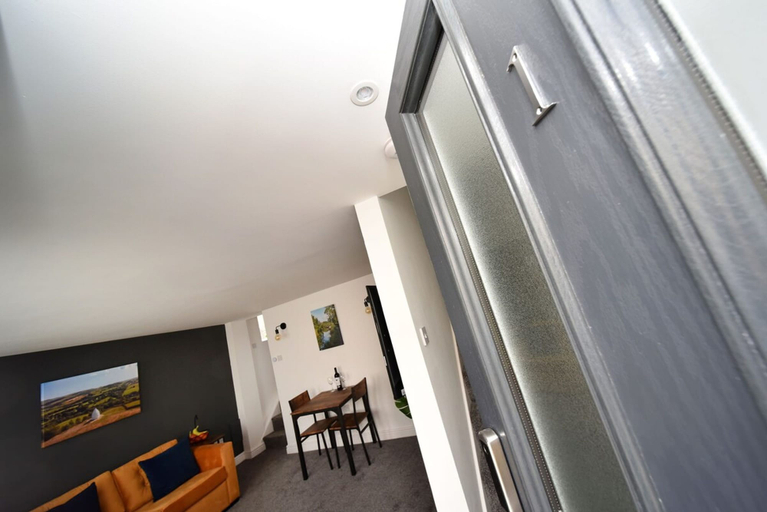 Room 3, Pinfold Suite - Chester Road Apartments by, Cheshire East