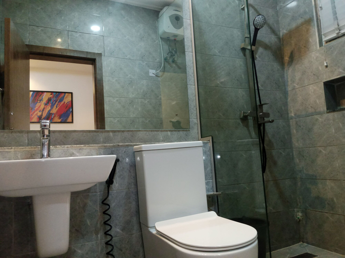 Bathroom 3, Caritas Inn Igbobi, Mainland