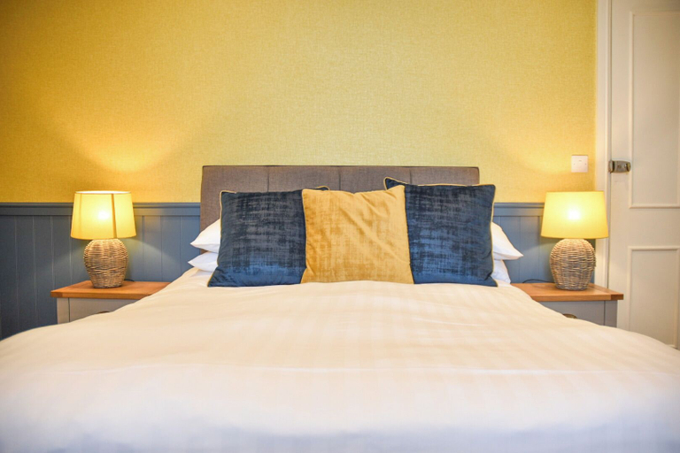 Bedroom 2, Dunstanburgh Castle Inn, Northumberland