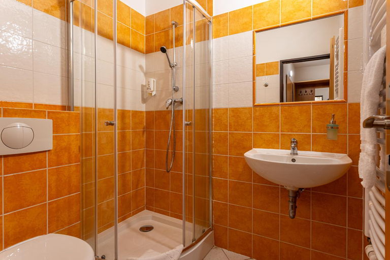 Others 3, Houda Bouda - Penzion & Apartmany, Karlovy Vary