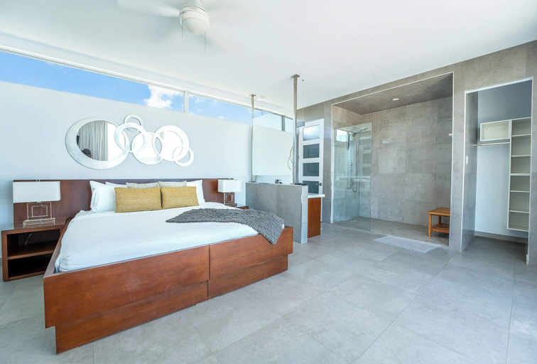 Bedroom 2, Beachside Villa, Amazing Views, Hotel Amenities v5