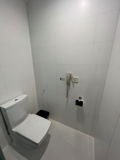Bathroom 4