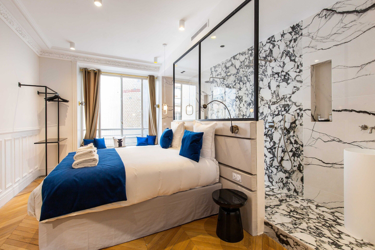 Bedroom 4, Modern Luxury Living in Gare de Lyon, Paris