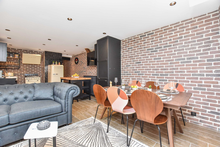 Others 2, Charming 3BR Apt- Montorgueil / Rapublique, Paris