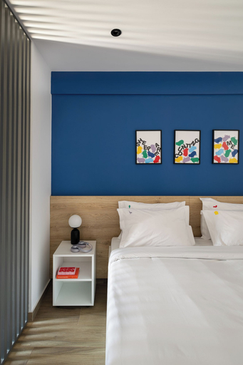 Bedroom 4, Fits Living, Attica