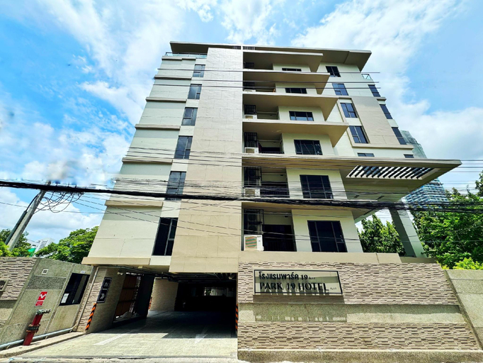 Exterior & Views 2, Park 19 Hotel, Wattana