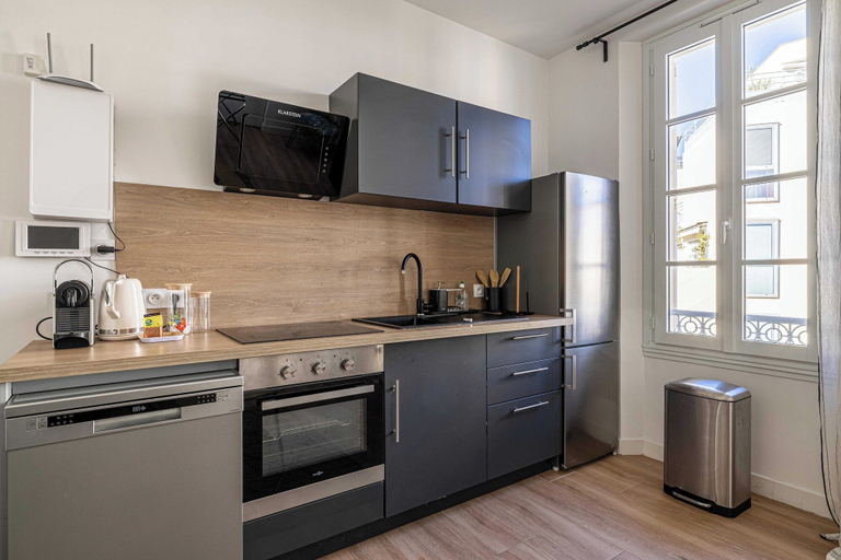 Private kitchen, Cannes Center - 2br/4p - Palais des Festivals, Alpes-Maritimes
