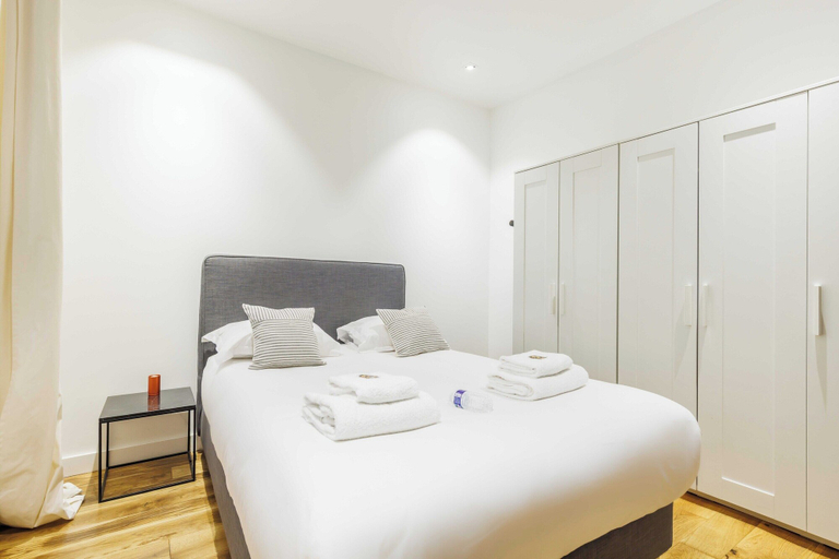 Room 3, Cosy Apartment - 1br/4p - Near Champs-elysees, Paris