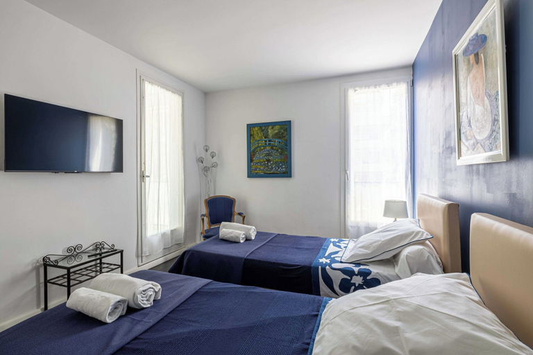 Room 5, Splendid Flat in the Heart of Saint-tropez With Parking - 2br/4p, Var