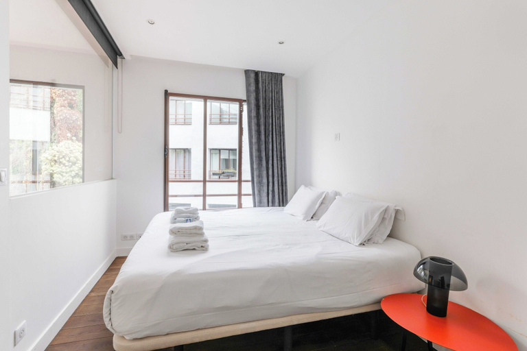 Bedroom 3, Newly Renovated Loft Bastille, Paris