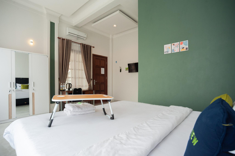 Bedroom 13