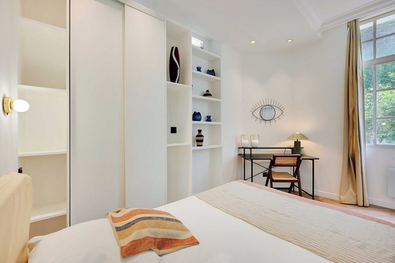 Room 2, Amazing Appartement - 3br/8p - Saint Germain, Paris