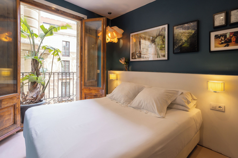 Bedroom 2, Sol y K, Barcelona