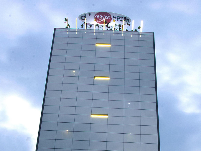 Exterior & Views 4, D'Cozie Hotel, South Jakarta