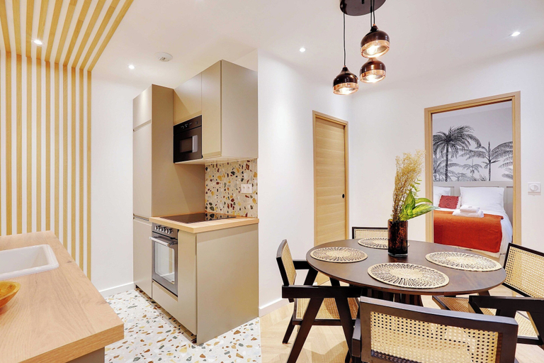 Others 5, Magnificent Apartment 1BR/4P - Arc de Triomphe, Hauts-de-Seine
