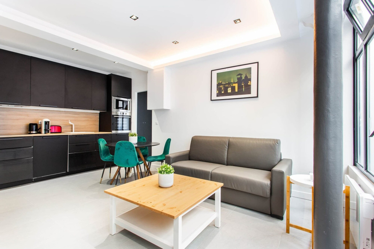 Others 1, Magnificent apartment - 1BR/4P - Picpus, Paris