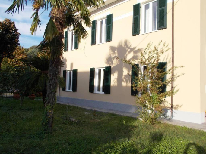 Others 4, B&B ROSSANA, Massa Carrara
