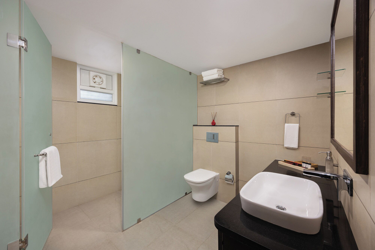 Bathroom 5, Ginger Diu Jalandhar Beach, Diu